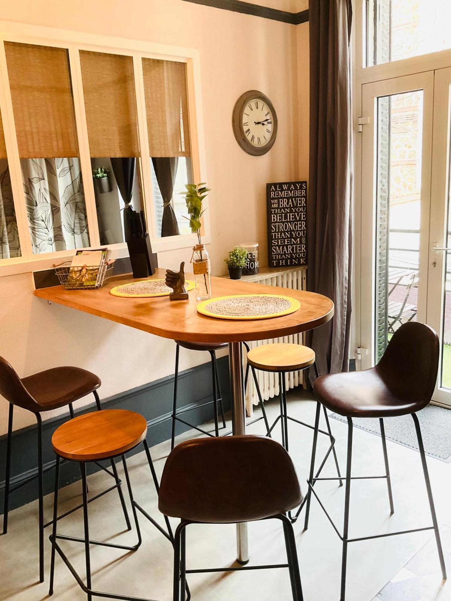 Les Loges Du Theatre Degustation Champagne Offerte Jacuzzi Sauna Jeux Velos Maison Prive 150M2 Historique 14Pers Max Emplacement Exceptionnel Et Chic, 200M De L'Avenue De Champagne, Gare, Musee, Jardins, Restaurations, Toutes Commodites Épernay Exteriér fotografie