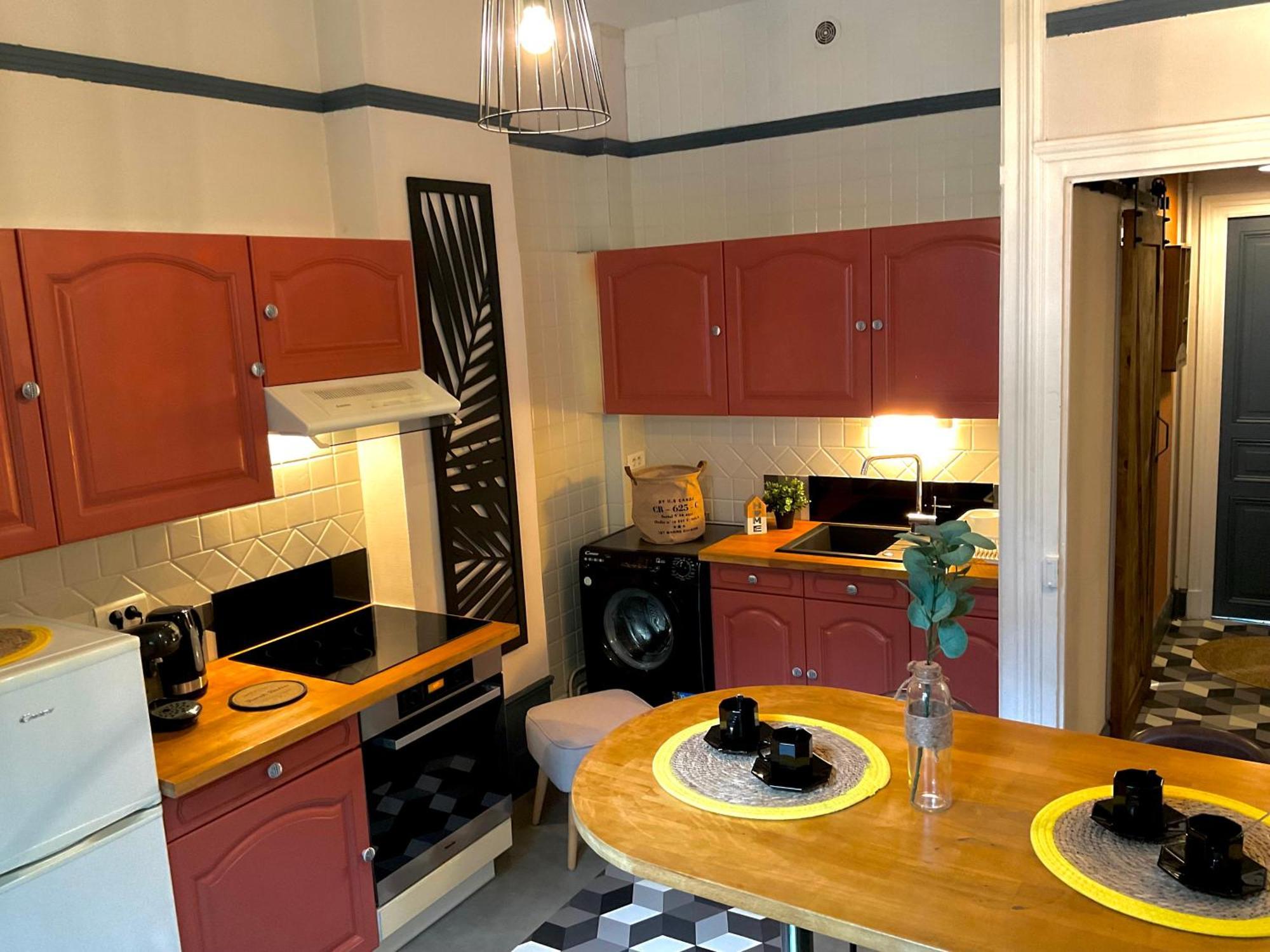 Les Loges Du Theatre Degustation Champagne Offerte Jacuzzi Sauna Jeux Velos Maison Prive 150M2 Historique 14Pers Max Emplacement Exceptionnel Et Chic, 200M De L'Avenue De Champagne, Gare, Musee, Jardins, Restaurations, Toutes Commodites Épernay Exteriér fotografie