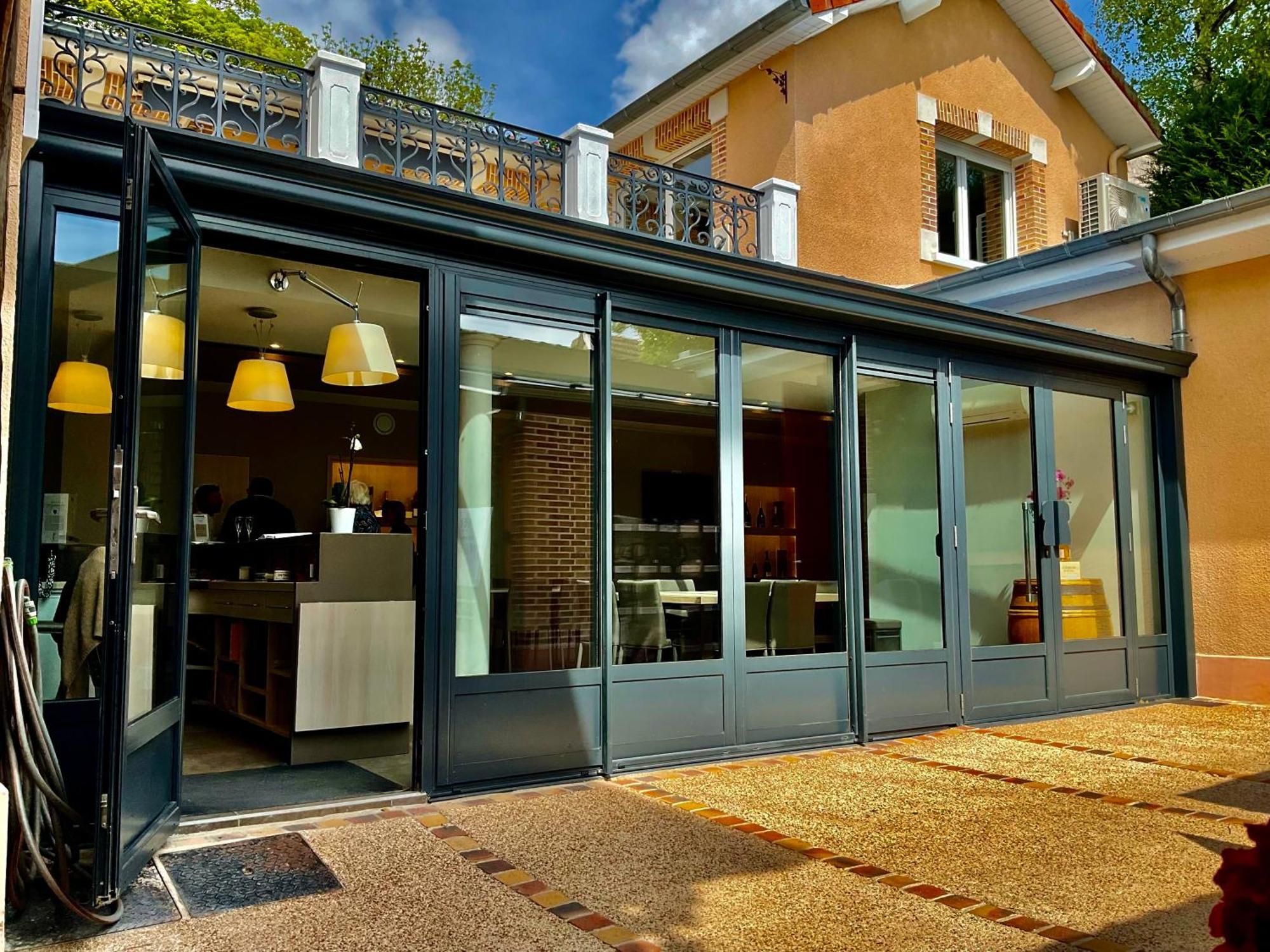 Les Loges Du Theatre Degustation Champagne Offerte Jacuzzi Sauna Jeux Velos Maison Prive 150M2 Historique 14Pers Max Emplacement Exceptionnel Et Chic, 200M De L'Avenue De Champagne, Gare, Musee, Jardins, Restaurations, Toutes Commodites Épernay Exteriér fotografie