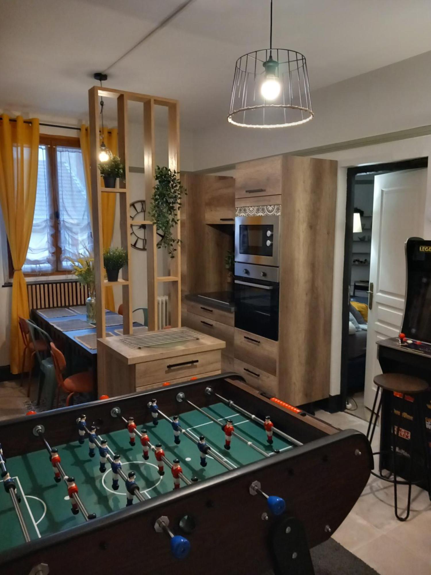 Les Loges Du Theatre Degustation Champagne Offerte Jacuzzi Sauna Jeux Velos Maison Prive 150M2 Historique 14Pers Max Emplacement Exceptionnel Et Chic, 200M De L'Avenue De Champagne, Gare, Musee, Jardins, Restaurations, Toutes Commodites Épernay Exteriér fotografie