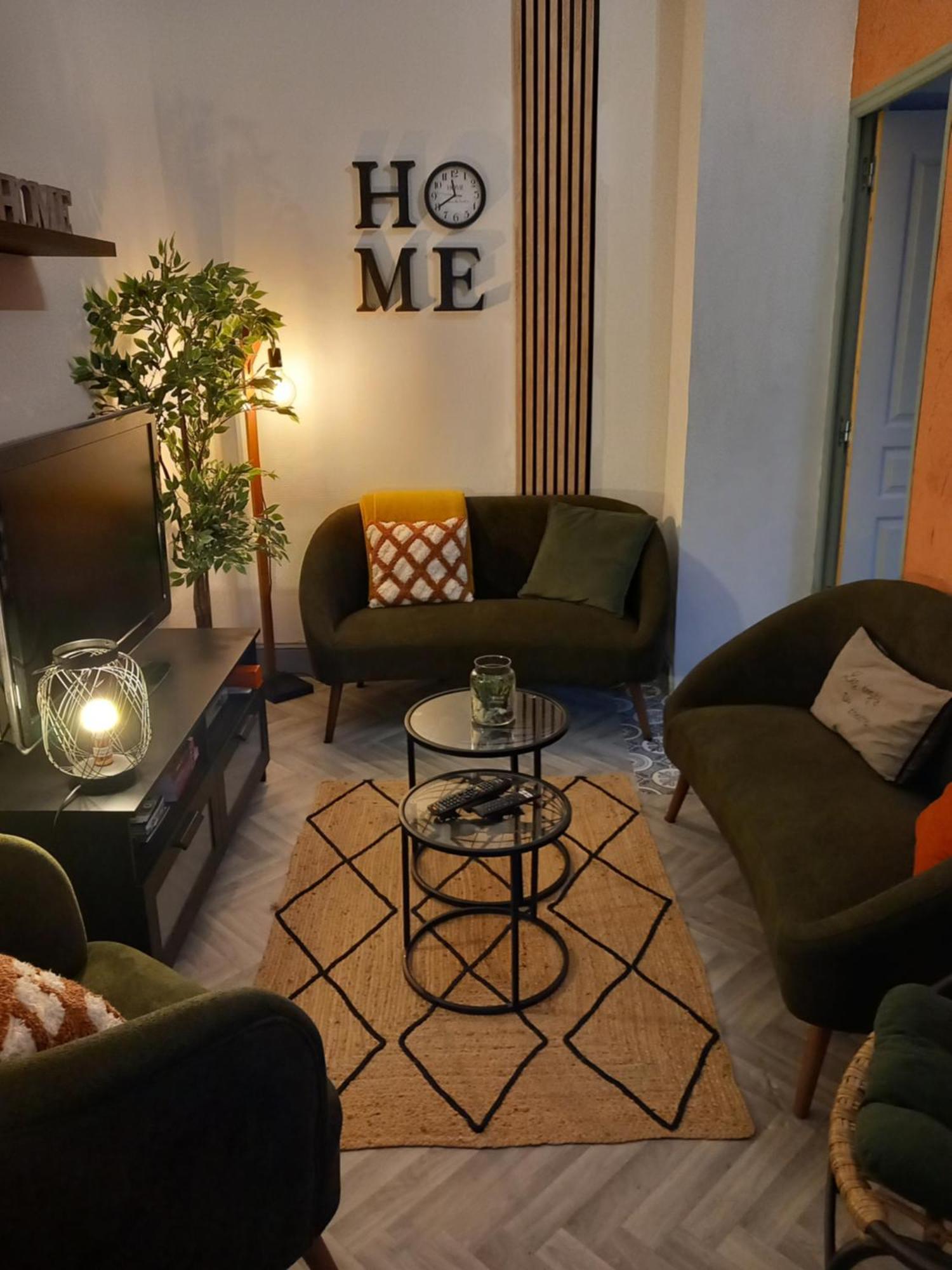 Les Loges Du Theatre Degustation Champagne Offerte Jacuzzi Sauna Jeux Velos Maison Prive 150M2 Historique 14Pers Max Emplacement Exceptionnel Et Chic, 200M De L'Avenue De Champagne, Gare, Musee, Jardins, Restaurations, Toutes Commodites Épernay Exteriér fotografie