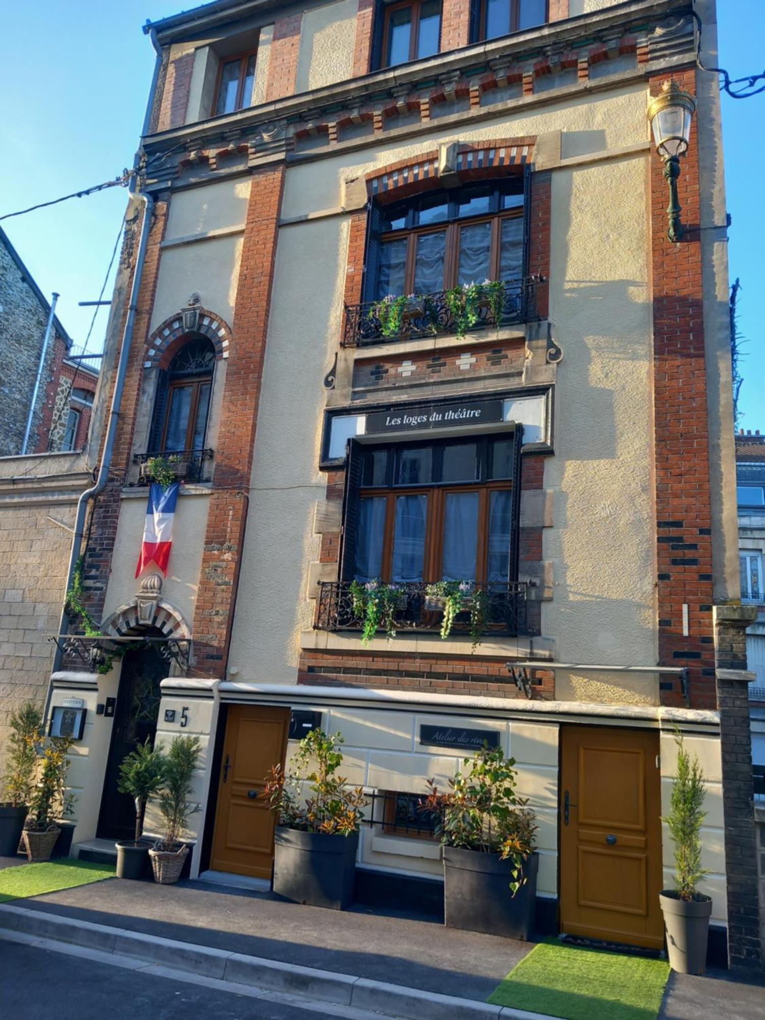 Les Loges Du Theatre Degustation Champagne Offerte Jacuzzi Sauna Jeux Velos Maison Prive 150M2 Historique 14Pers Max Emplacement Exceptionnel Et Chic, 200M De L'Avenue De Champagne, Gare, Musee, Jardins, Restaurations, Toutes Commodites Épernay Exteriér fotografie