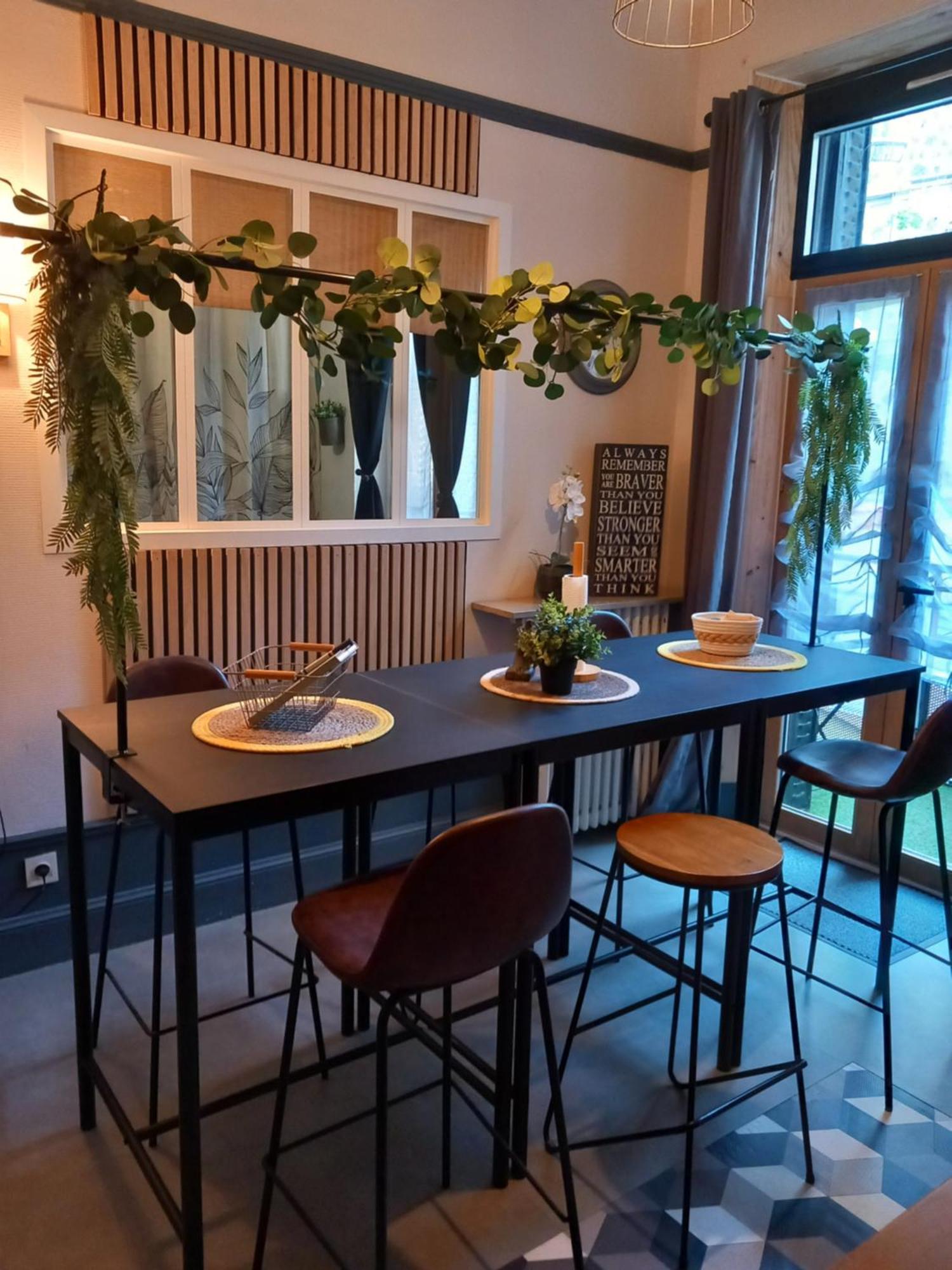 Les Loges Du Theatre Degustation Champagne Offerte Jacuzzi Sauna Jeux Velos Maison Prive 150M2 Historique 14Pers Max Emplacement Exceptionnel Et Chic, 200M De L'Avenue De Champagne, Gare, Musee, Jardins, Restaurations, Toutes Commodites Épernay Exteriér fotografie